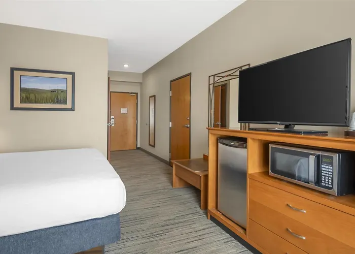Best Western Bronco Inn
