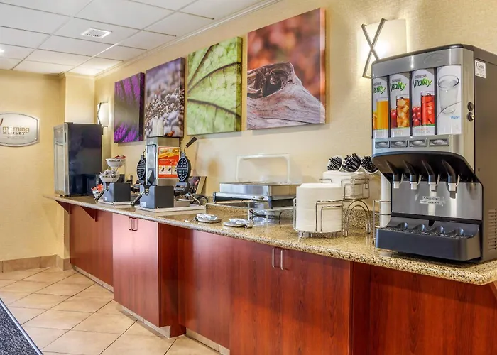 Sleep Inn & Suites Milwaukee Airport