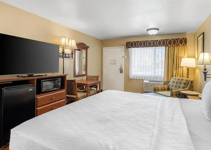 Best Western Desert Winds