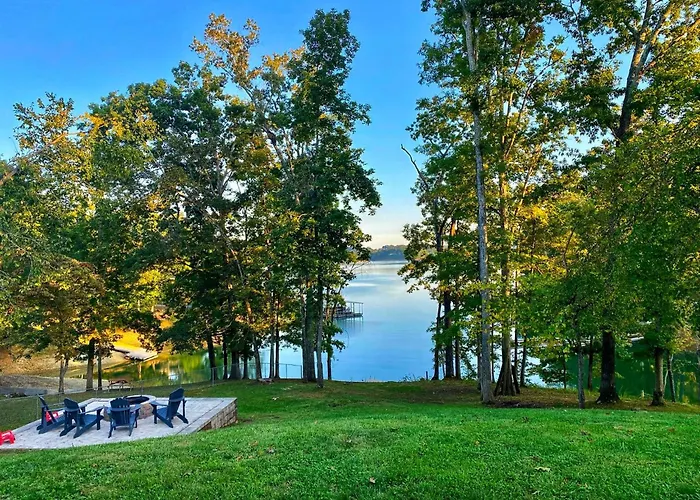 Cherokee Lake Cottage By Staycating Partners