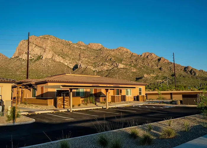 Landing Apartments - Linda Vista