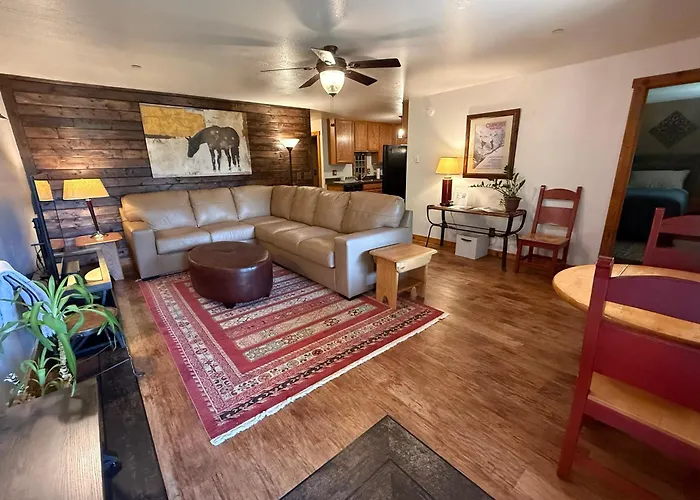 3Br Mountain Condo Pet Friendly