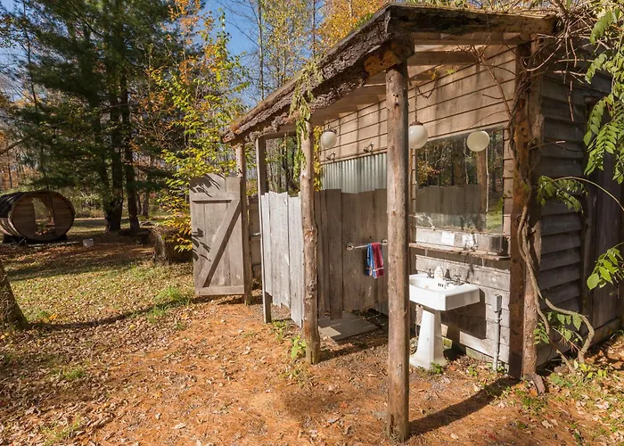 Outlier Inn Vintage Trailer Upstate Catskills Farm