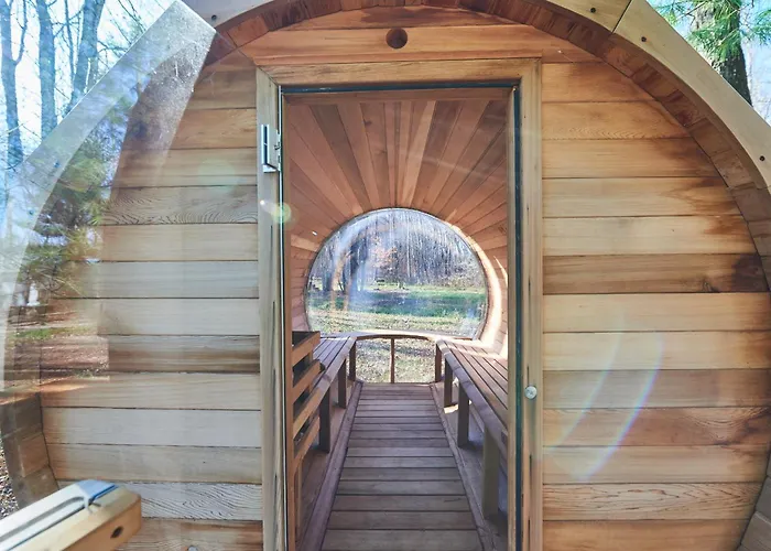 Outlier Inn Large Dome On Farm Upstate Catskills