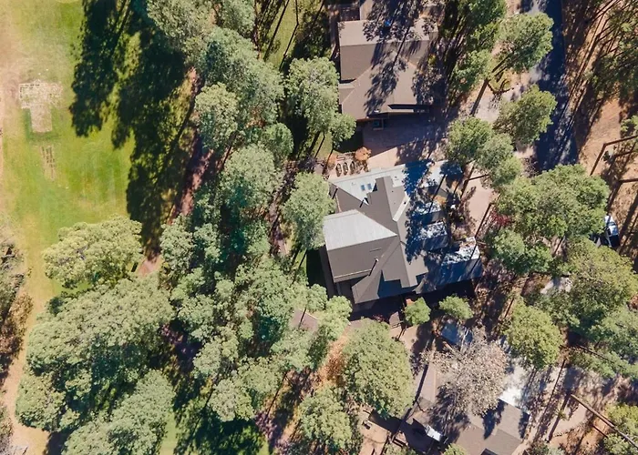 Embrace The Fore Seasons In Pinetop!