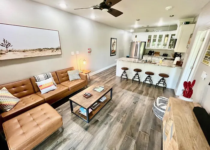 Dream Gruene Getaway - On River! - 9 Min Walk To Gruene Hall! - Close To Schlitterbahn