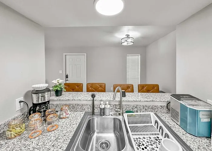 Comfy 1Br 1Ba Retreat Near Dallas North Tollway