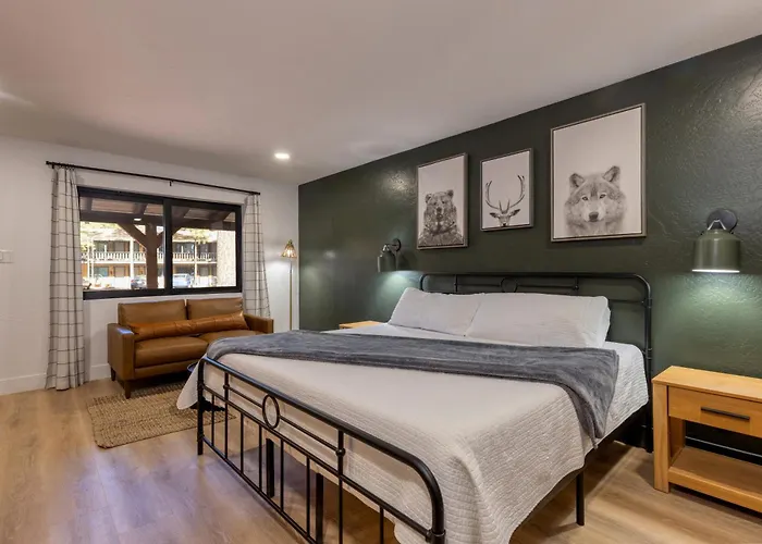 Timberlodge Inn