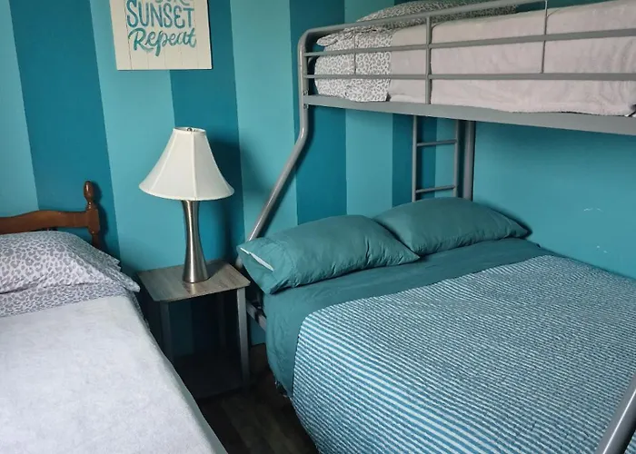 Lake Point Motel