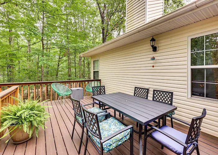 'The Wildwood House' In Hot Springs Village!