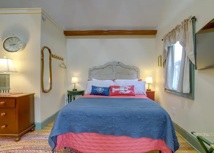 Walk To Park & River: Dog-Friendly Cambridge Gem