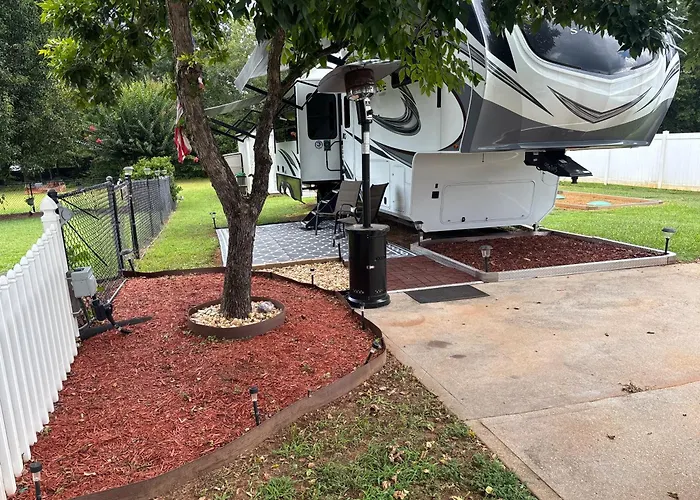 The Devitos Keys Ferry Rv