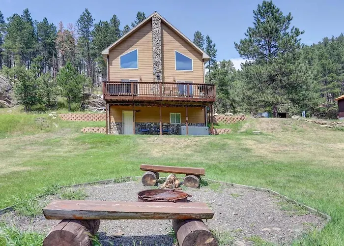 5 Miles From Mt- Rushmore With Private Hot Tub