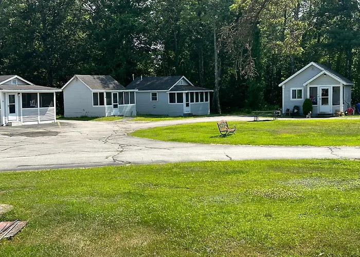 Pilgrim Inn & Cottages