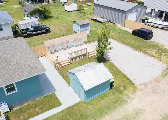 Bay Breeze Retreat