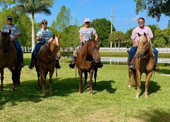 Horse Ranch Adventures - Paradise Ranch Bunkhouse
