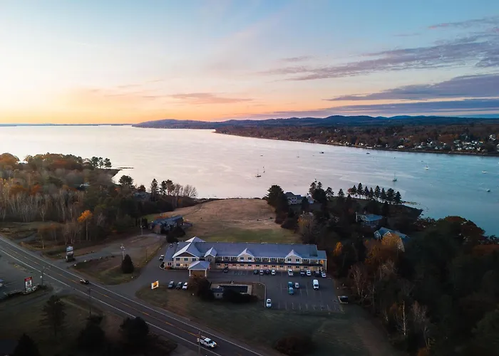 Belfast Harbor Inn