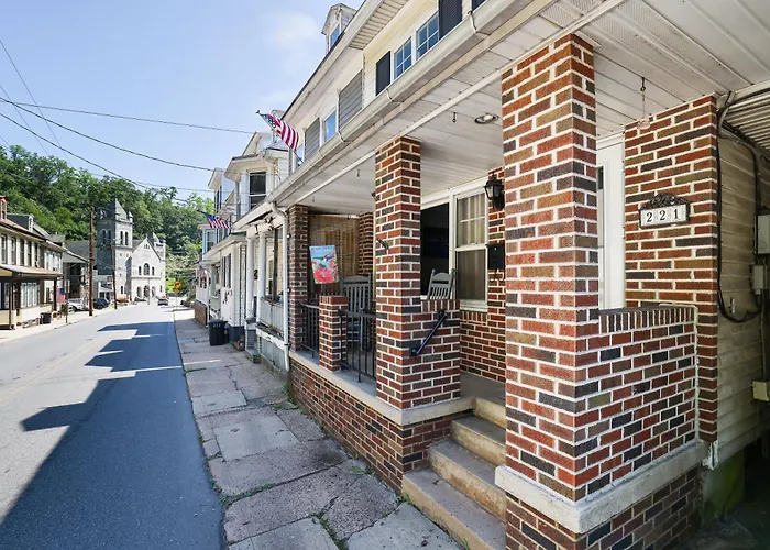 Home On Broadway In Jim Thorpe