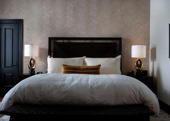 Emigrant Boutique Hotel