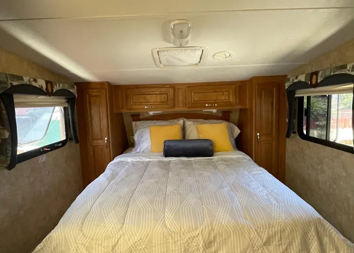 La Mesa Cozy Camper