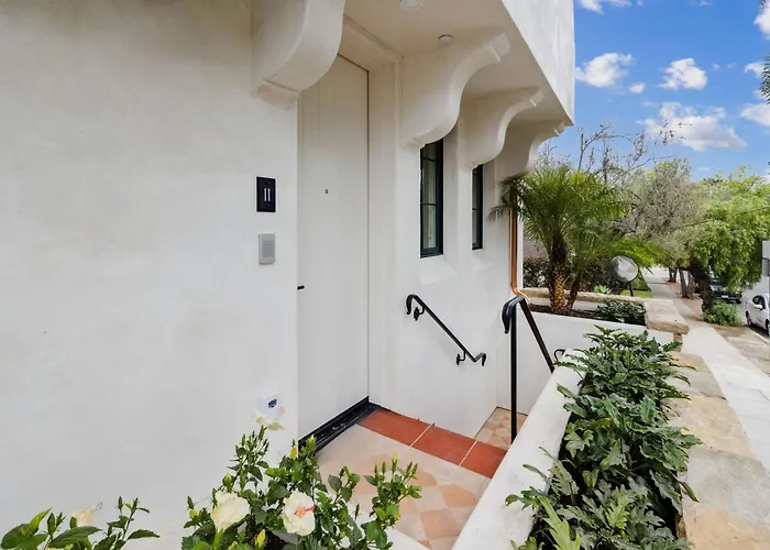 Casa Riviera, A Zenstay Hotel
