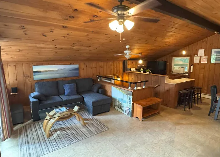 Serene Forest Lodge I Adventure Meets Serenity