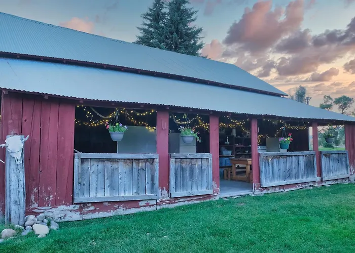Hansen Guest Ranch And Venue