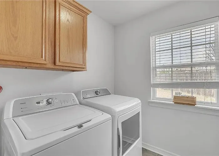 Coler Comforts - Shared House