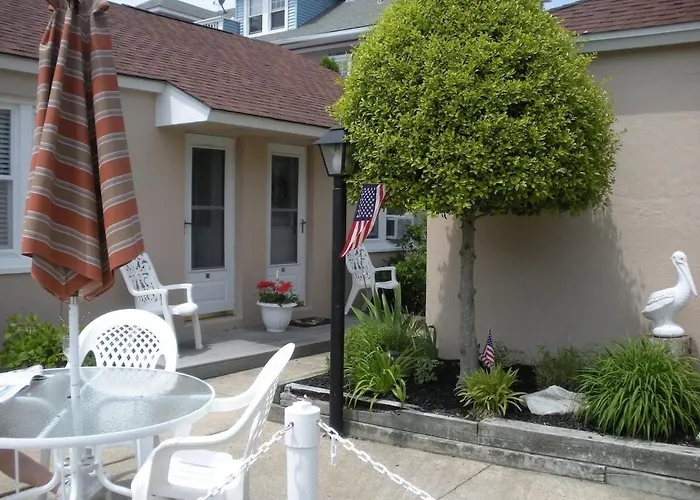 Immaculate One Bedroom Weekly Only Sat Sat