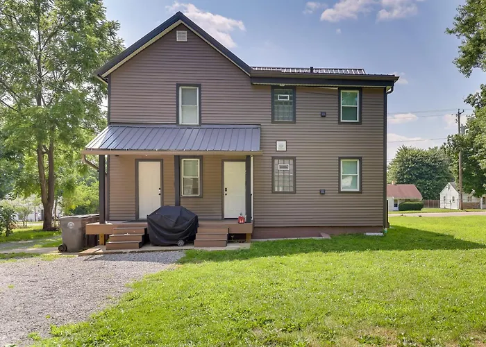 3 Mi To Downtown Youngstown: Updated Apartment