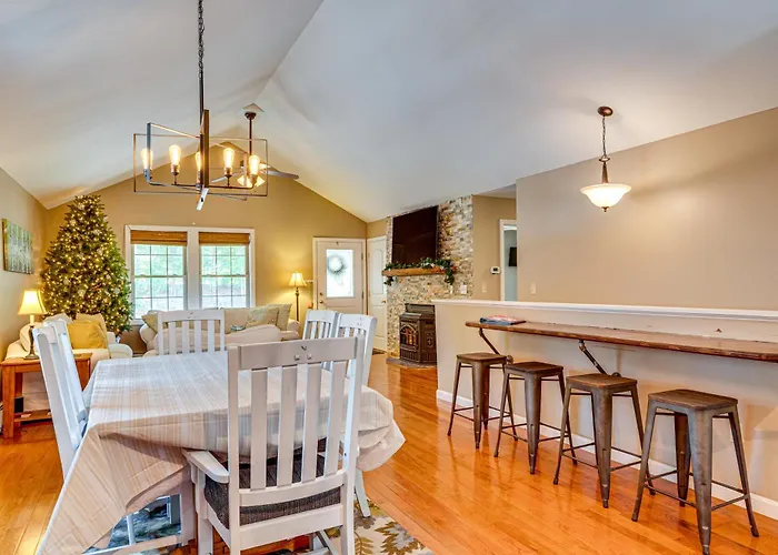 Private Community Beach: Family Conway Retreat!