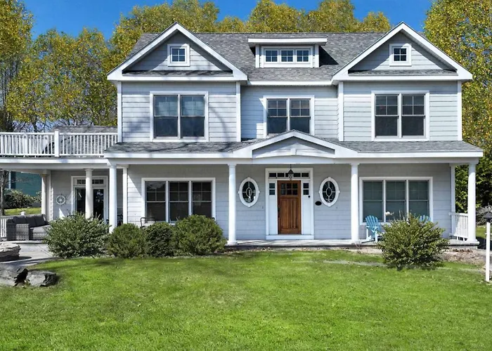 Stunning 5 Bdr Walk To York Harbor Beach