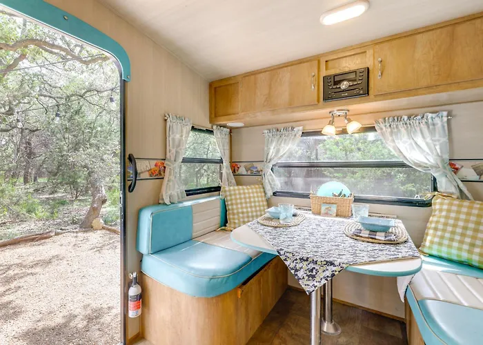 6 Mi To Wimberley Square: 'Happy Days Cruiser'