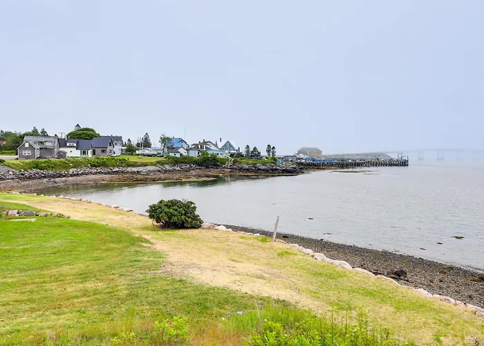 The Hideaway In Downeast Maine: Walk To Ocean