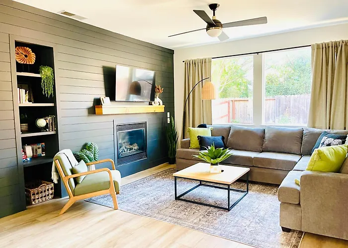 Huge Home Near Old Folsom Pet & Family Friendly