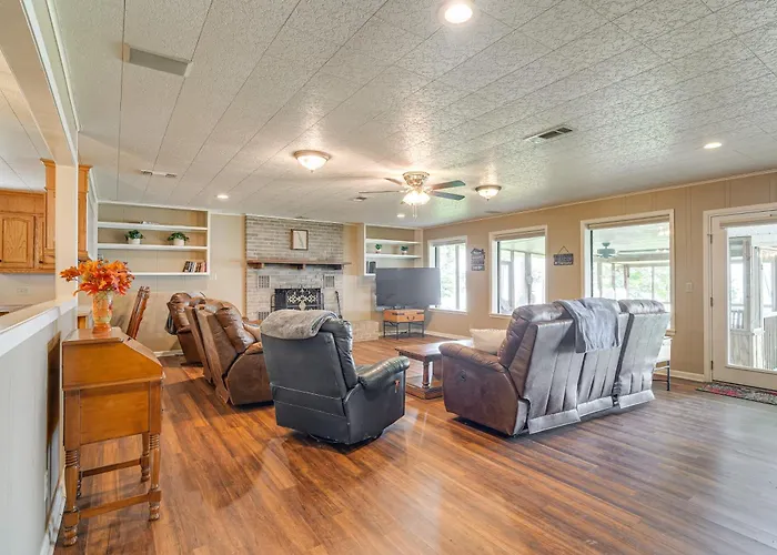 Lakefront Gem W/ Boat Dock & Fishing Pier In Many