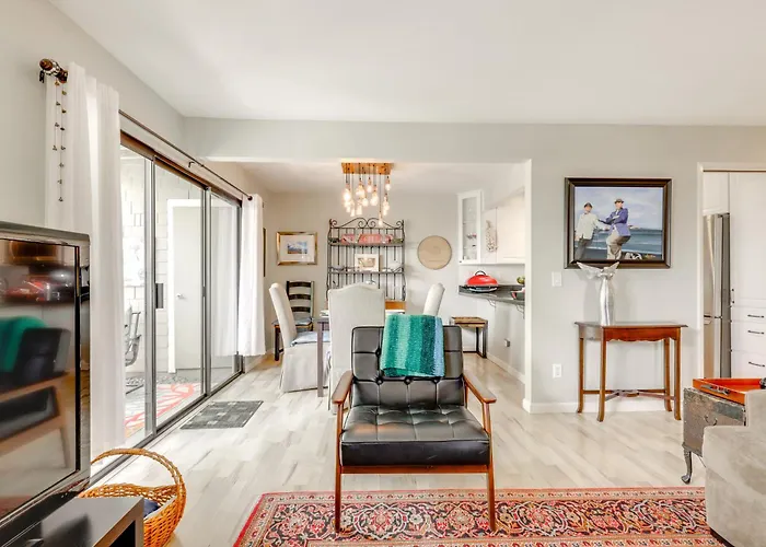 Private Patio & Workspace: Quiet Sonoma Condo!