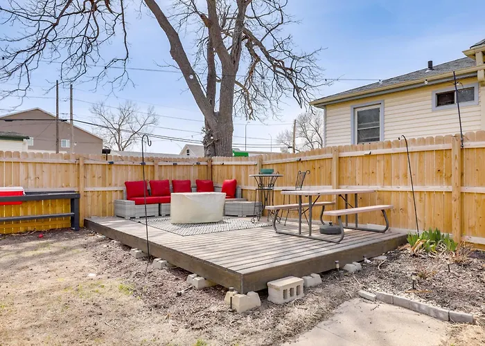 Walk To Memorial Stadium: Family Home W/ Patio
