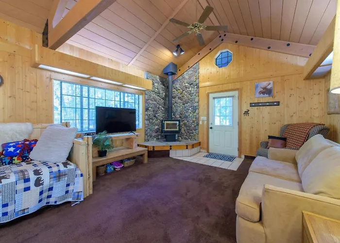 Glen Lake Cabin In The Woods