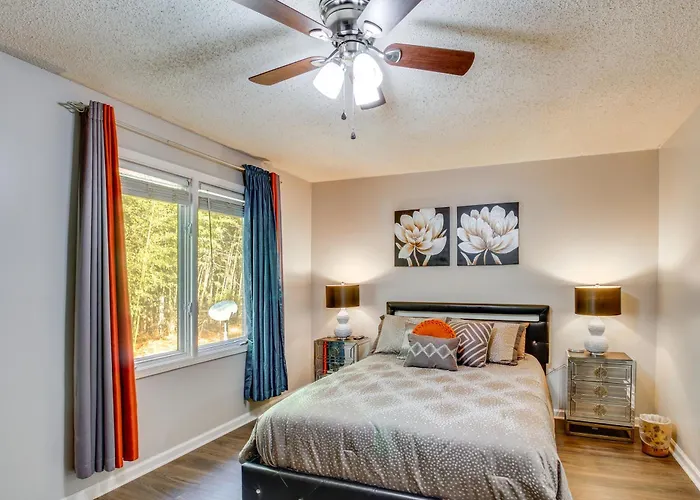 Easy Access To I-77 & I-20: Columbia Duplex!