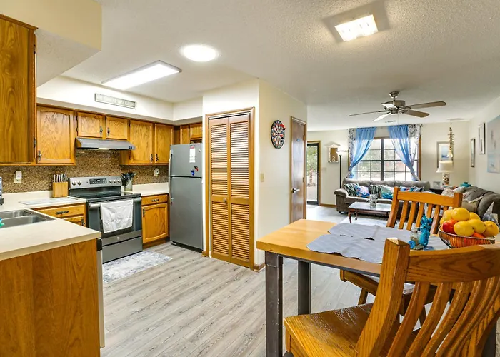 Cozy Home W/ Fenced Backyard In Sunset Beach!