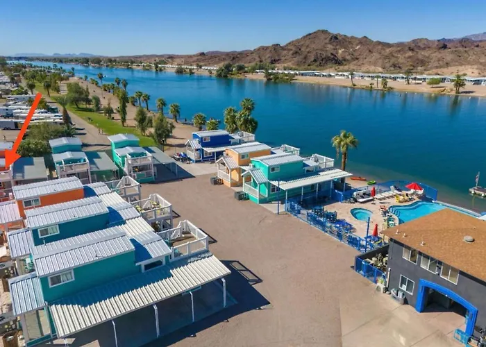 Rockstar | Private Hot Tub | Deluxe River Views At Roadrunner Resort