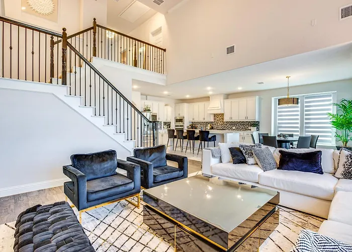 Game Room + Home Theater: Retreat Near Omni Pga!