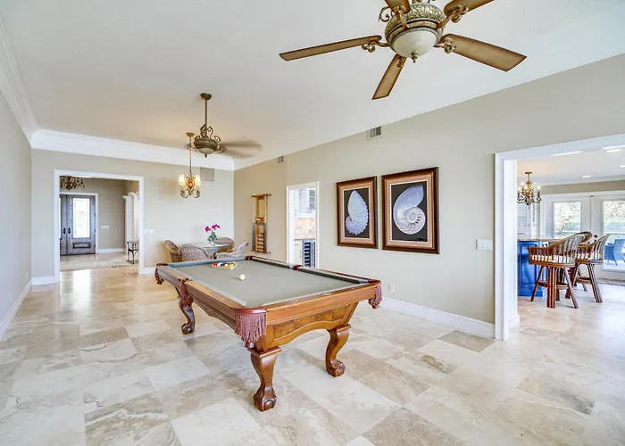 Beachfront Melbourne Beach Retreat W/ Pool Table!