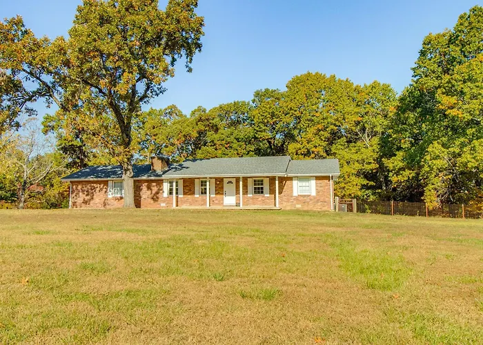 3 Mi To Lake: House W/ Fire Pit In Mountain Home!
