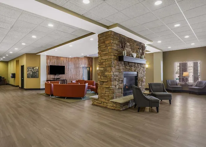 Mainstay Suites Fitchburg - Madison