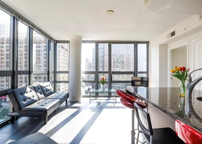 Pentagon Luxe Apartments Arlington - Near Dc