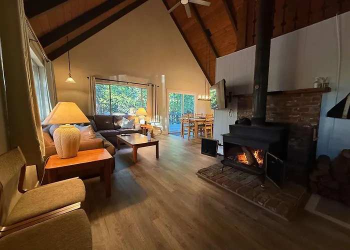 Blue Lake Chalet- 3 Bedroom + Loft/Pool Table In Arnold/Bear Valley