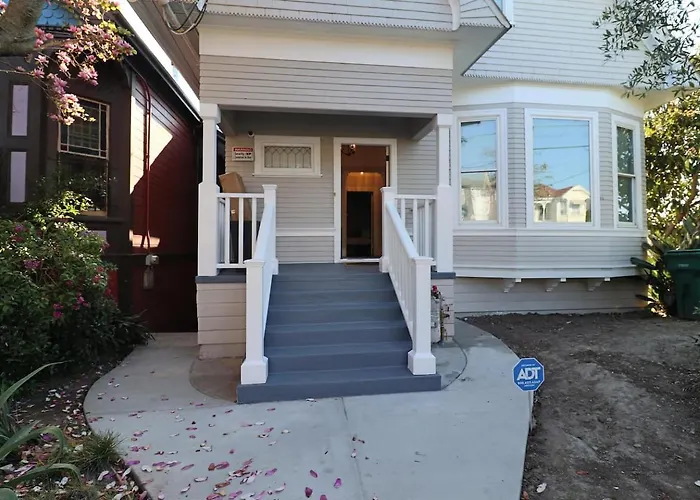 4Br4Ba Hidden Gem Wd Parking