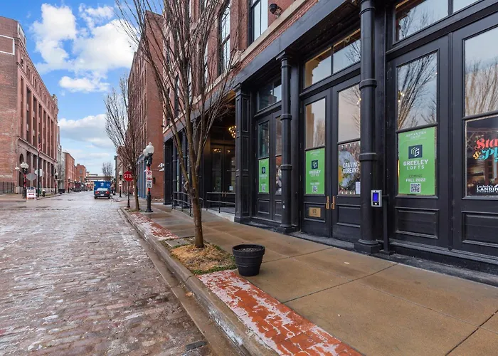 Brick & Bed Riverfront Lofts, G 203
